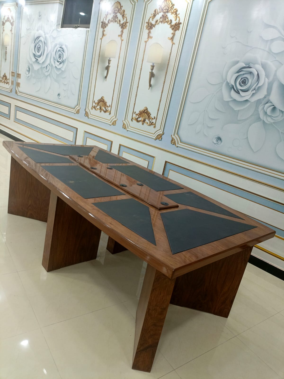 Stylish Tables11 Frames Upholstered - Image 2